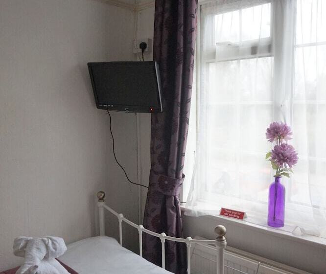 标准单人间共用浴室, The Ridings Guest House