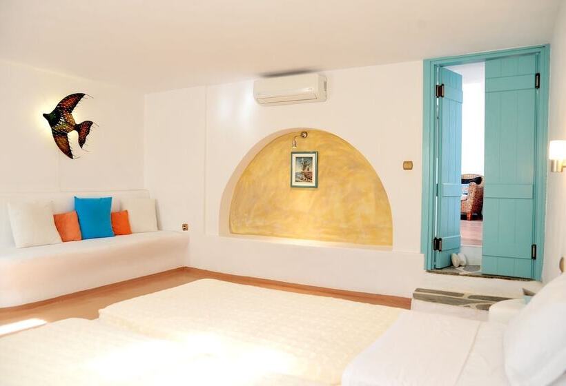 Family Suite, Medusa Beach Resort & Suites