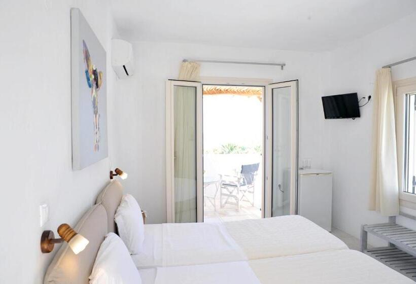 Номер Стандарт Трехместный, Medusa Beach Resort & Suites