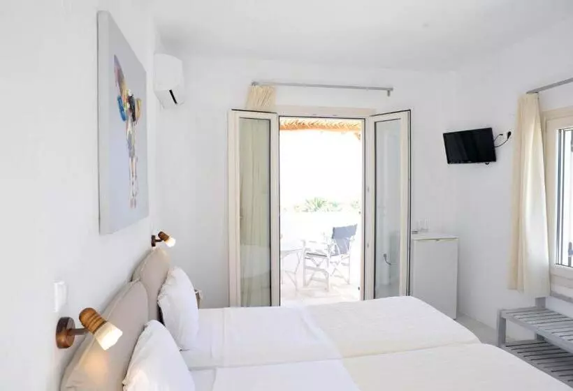 スタンダードトリプルルーム, Medusa Beach Resort & Suites