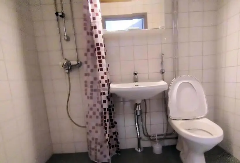 スタンダードシングルルーム, Li Kerava