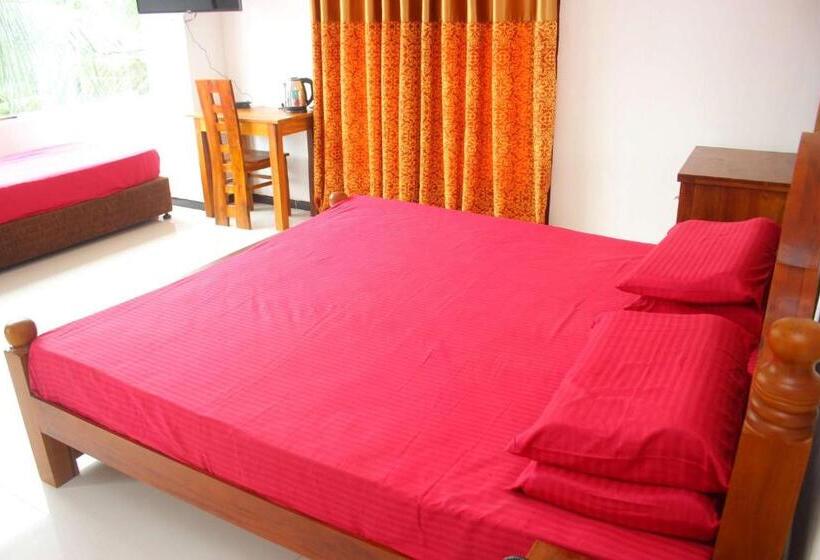 اتاق لوکس خانوادگی, Heritage Eco Resort Kelaniya