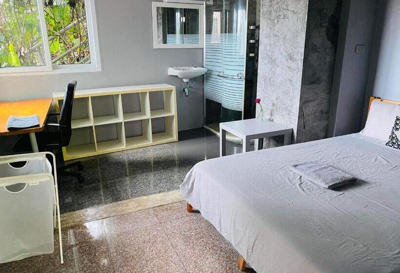 스탠다드 스튜디오 (테라스구비), Entropy Apartment