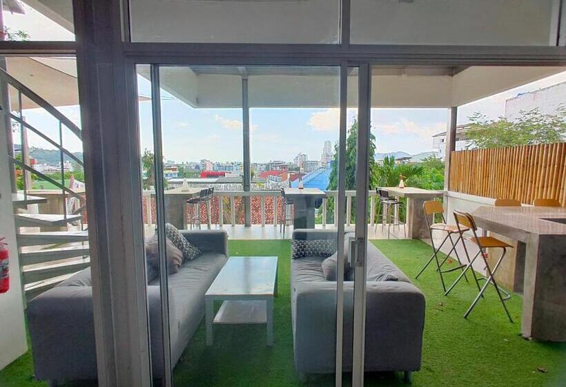 스탠다드 스튜디오 (테라스구비), Entropy Apartment