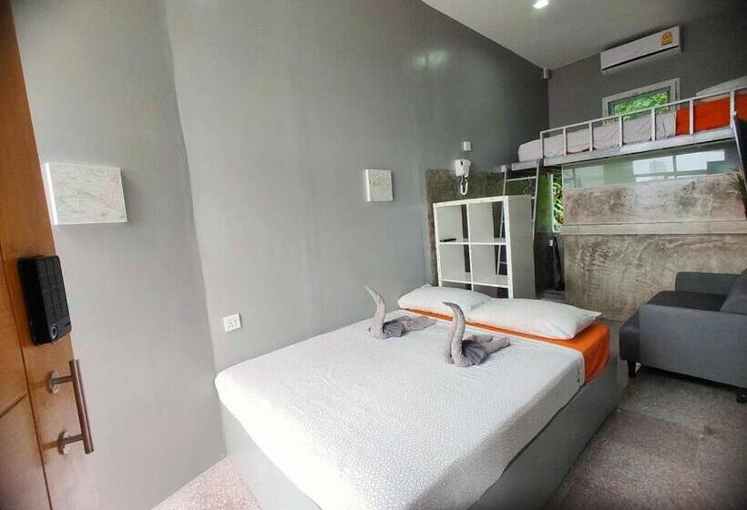 침실 1개 테라스 아파트, Entropy Apartment