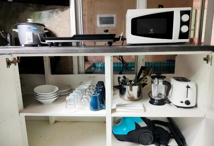 침실 1개 풀장 전망 아파트, Entropy Apartment