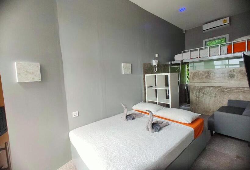 استودیوی لوکس, Entropy Apartment