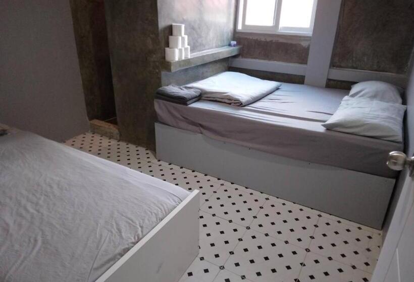 침실 1개 풀장 전망 아파트, Entropy Apartment