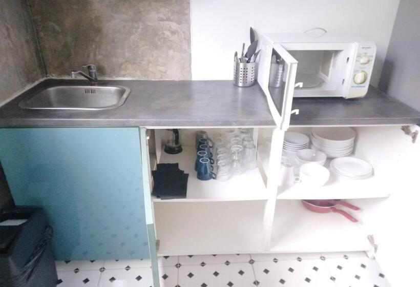 침실 1개 풀장 전망 아파트, Entropy Apartment