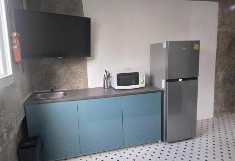 침실 1개 풀장 전망 아파트, Entropy Apartment