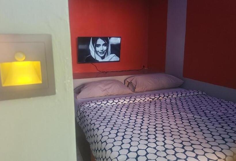 이코노미 룸, Entropy Apartment