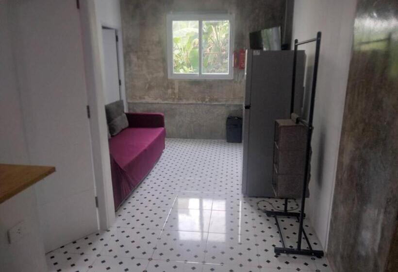 침실 1개 풀장 전망 아파트, Entropy Apartment