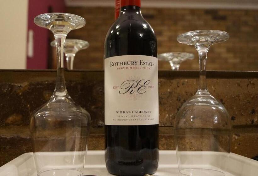 סוויטה דלוקס, Magdala Motor Lodge & Lakeside Restaurant