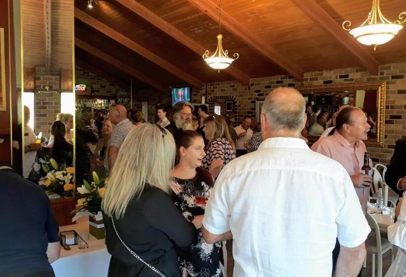 סוויטה דלוקס, Magdala Motor Lodge & Lakeside Restaurant