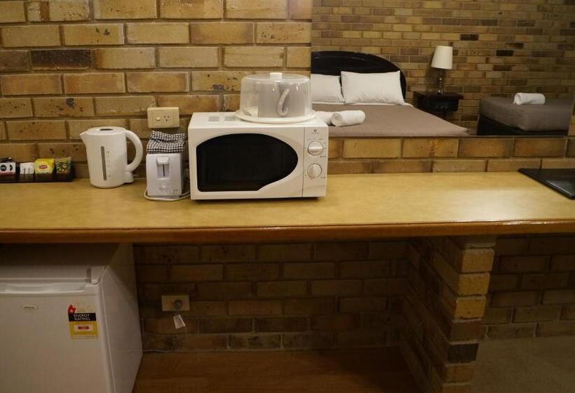 Suite with lake view, Magdala Motor Lodge & Lakeside Restaurant