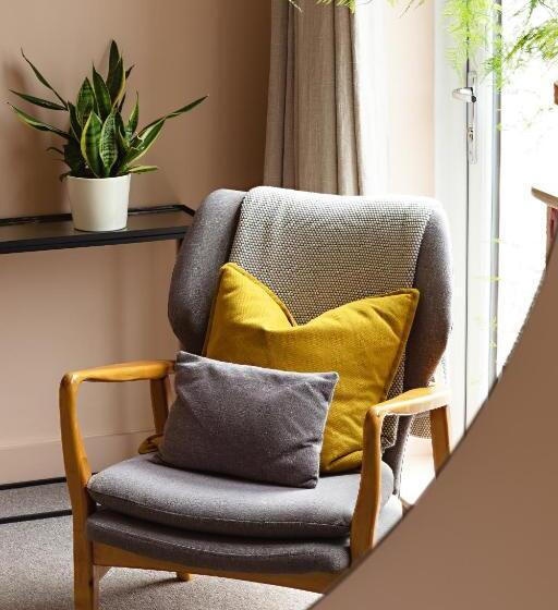 Junior Suite, Chestnut Villa