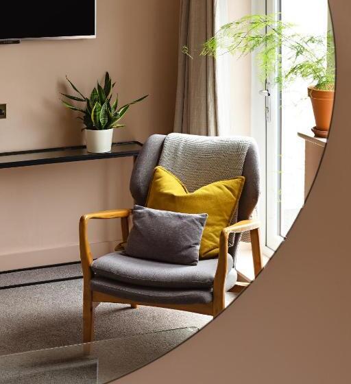 Junior Suite, Chestnut Villa