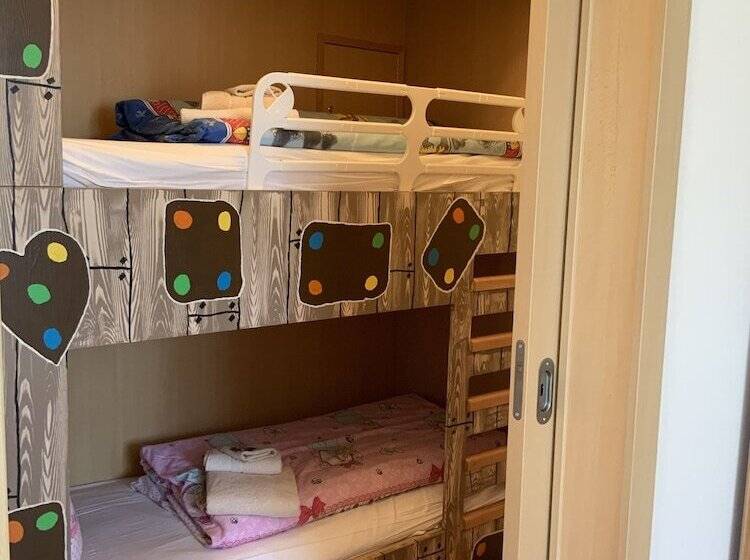 家庭间, Altstadthotel Arte