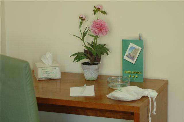 اتاق استاندارد, Boston