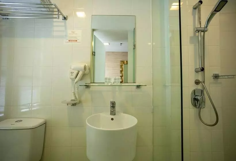 クラブルーム, Citrus Hotel Johor Bahru By Compass Hospitality