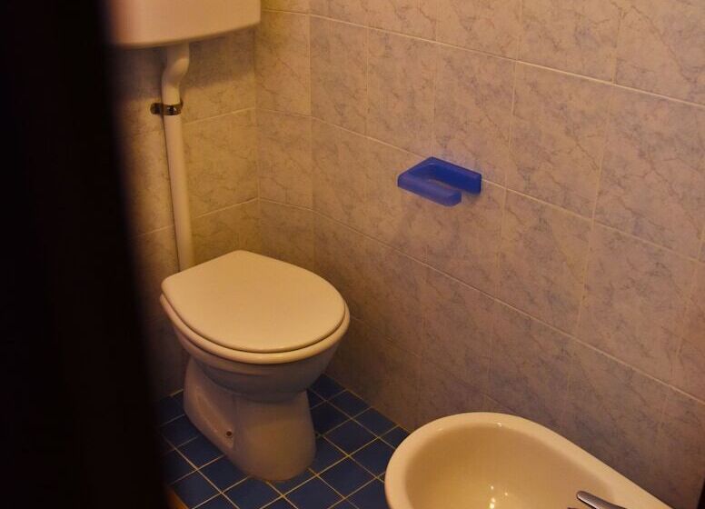 スタンダードルーム, Graziella