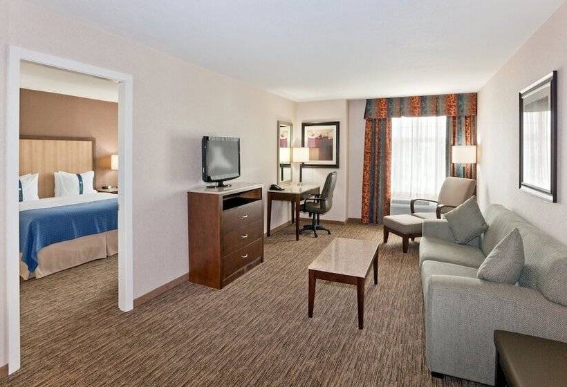 身障者適用スイートルーム, Holiday Inn Hotel & Suites Surrey East   Cloverdale, An Ihg