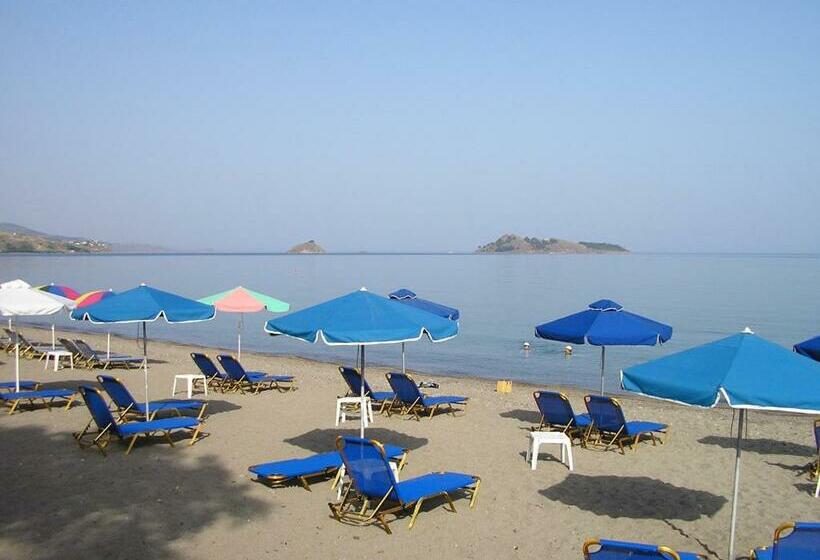 Triple Room Sea View, Ilion