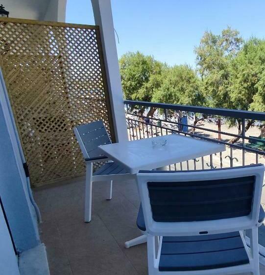 Triple Room Sea View, Ilion