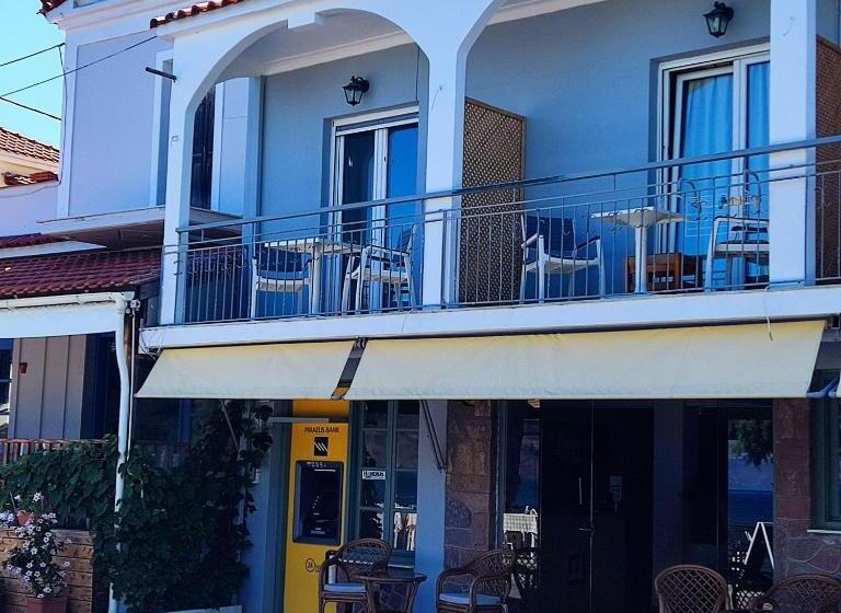 Triple Room Sea View, Ilion