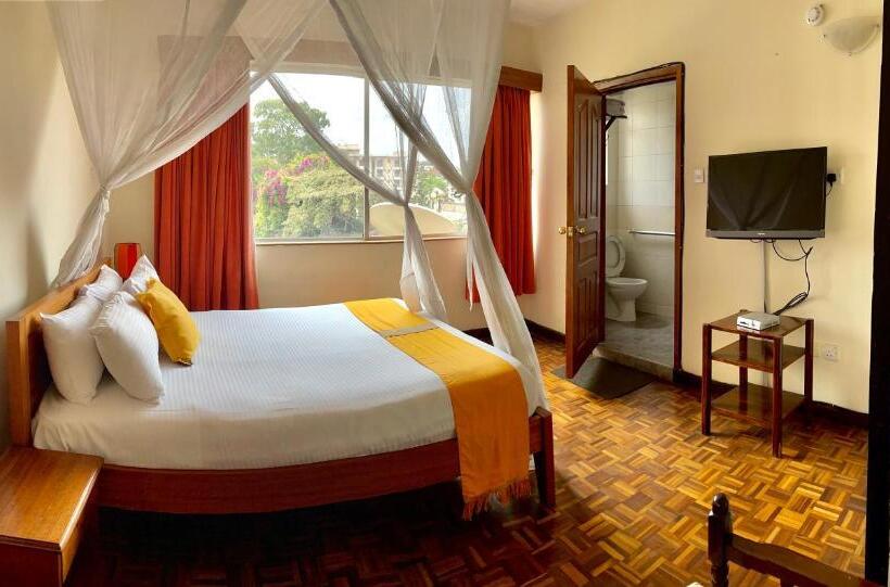 1 Bedroom Penthouse Apartment, Kenya Comfort Suites