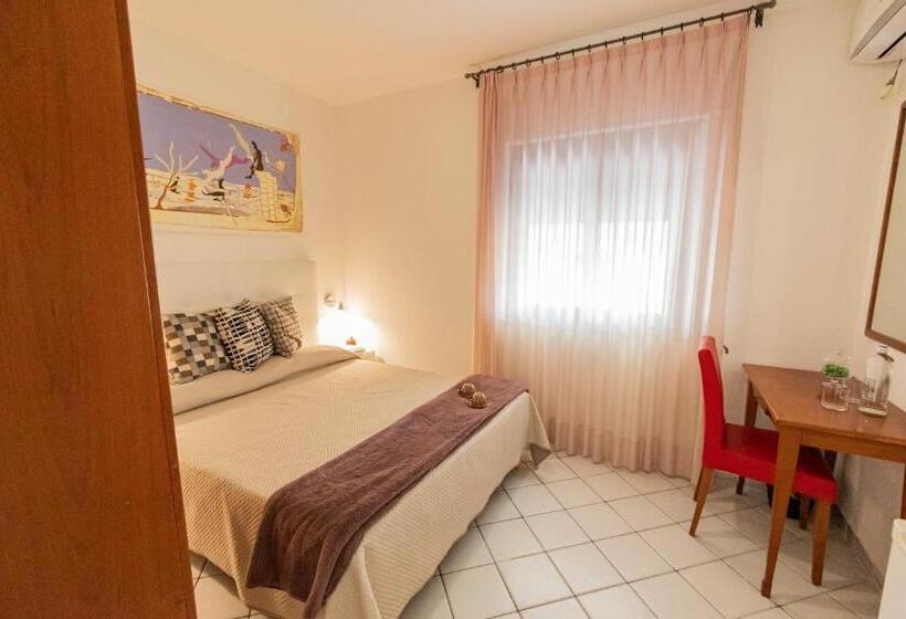 四人高级间, Paistos Paestum