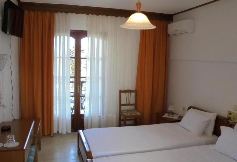 エコノミールーム, Paradise