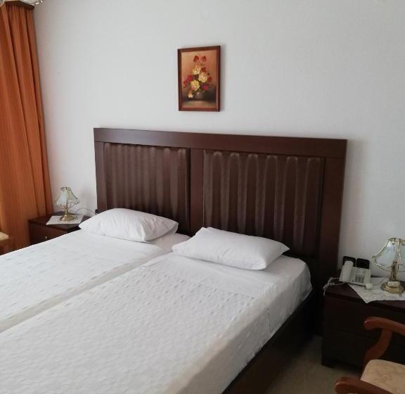 オーシャンビュースーペリアールーム, Paradise