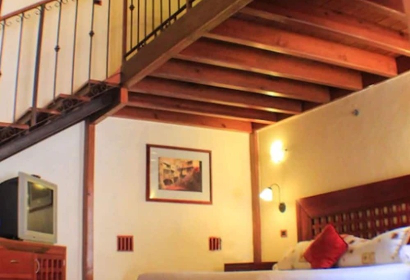 Люкс, Quinta Santiago