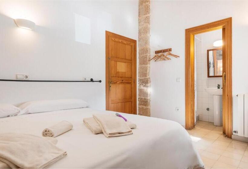 スタンダードルーム, Petit Hotel Hostatgeria La Victoria