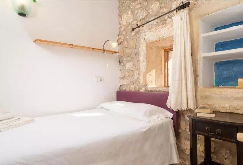 Standard Yhden Hengen Huone, Petit Hotel Hostatgeria La Victoria