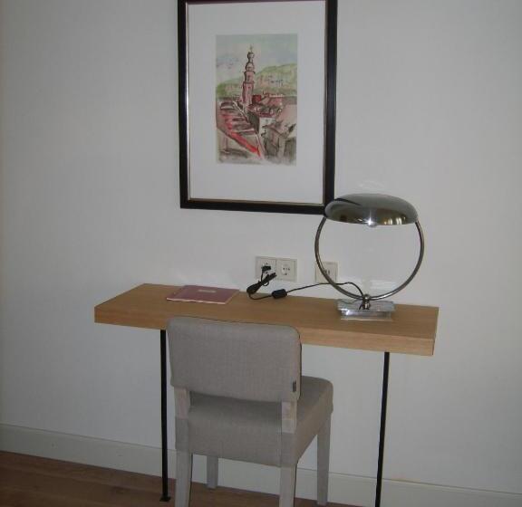 غرفة عائلية, Schnookeloch