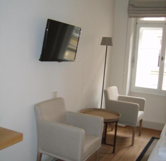 غرفة عائلية, Schnookeloch