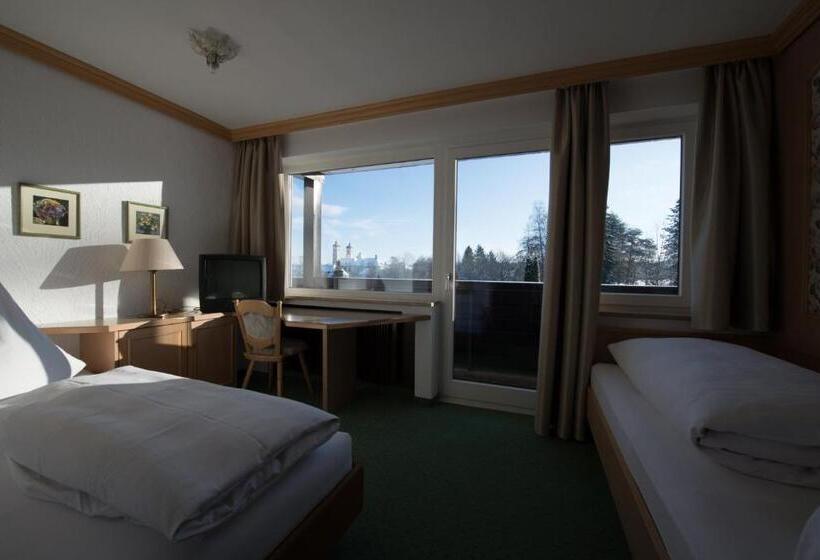 Номер Basic с Балконом, St. Ulrich Garni