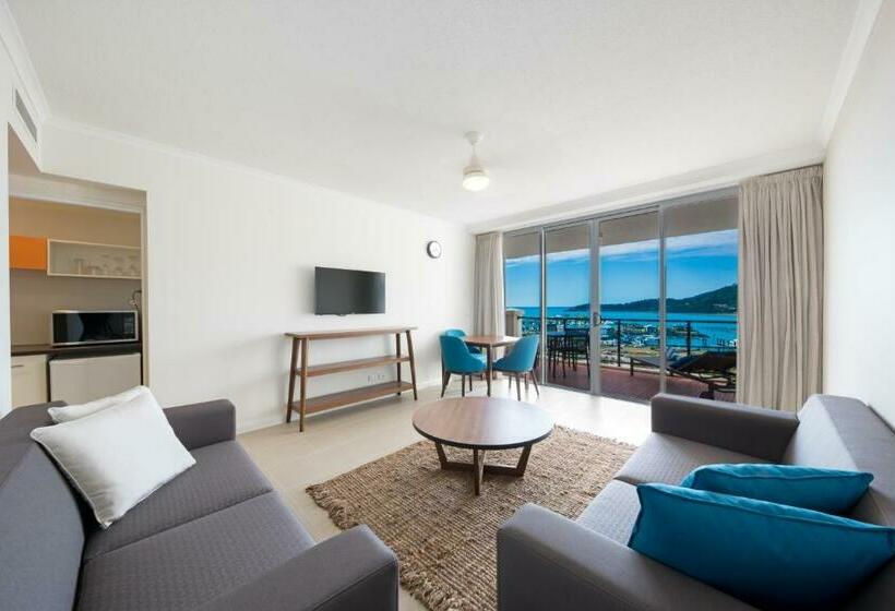 جناح مطلّ علي البحر مزود بجاكوزى, The Sebel Whitsundays