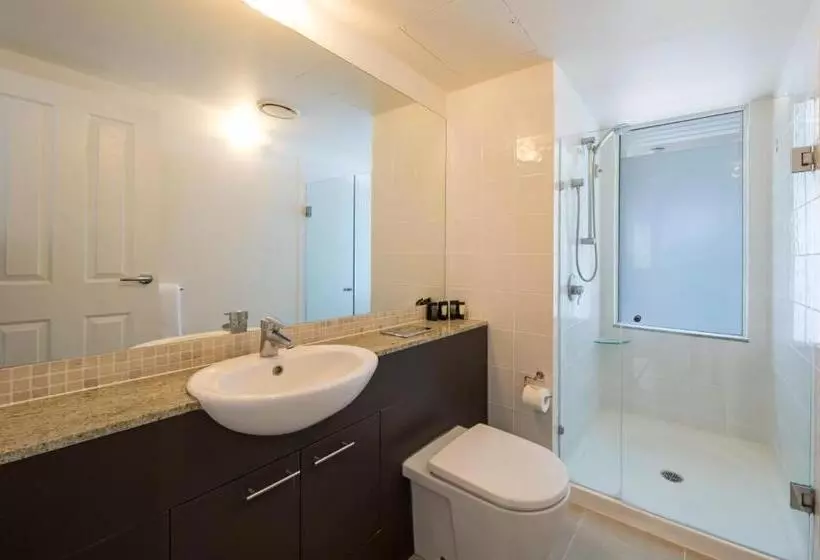 2 Bedroom Apartment with Pool, The Sebel Whitsundays