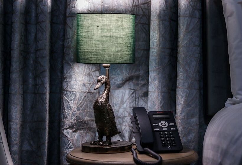 Номер Стандарт, Thames Riviera Hotel, Sure Hotel Collection By Best Western