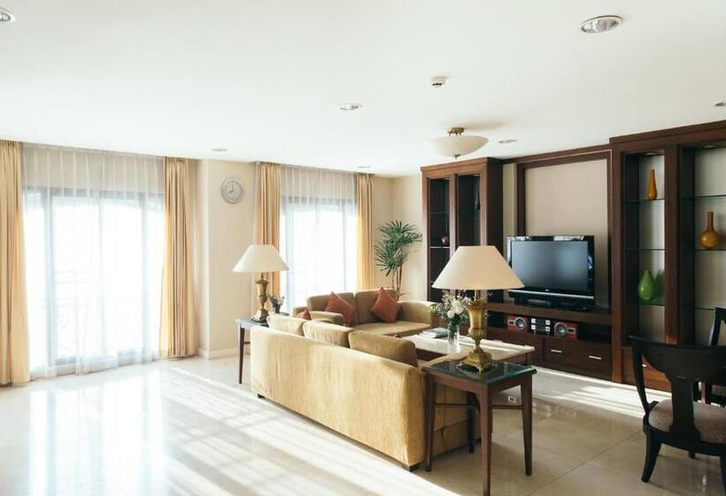 Sviitti 4 Makuuhuonetta, Thomson Residence