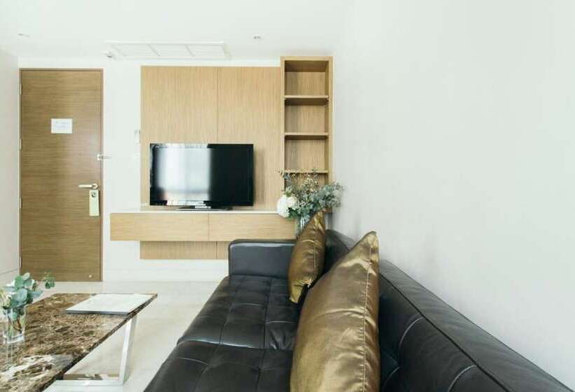 Juniorsviitti, Thomson Residence