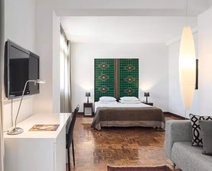 Suite, Tivoli Beira