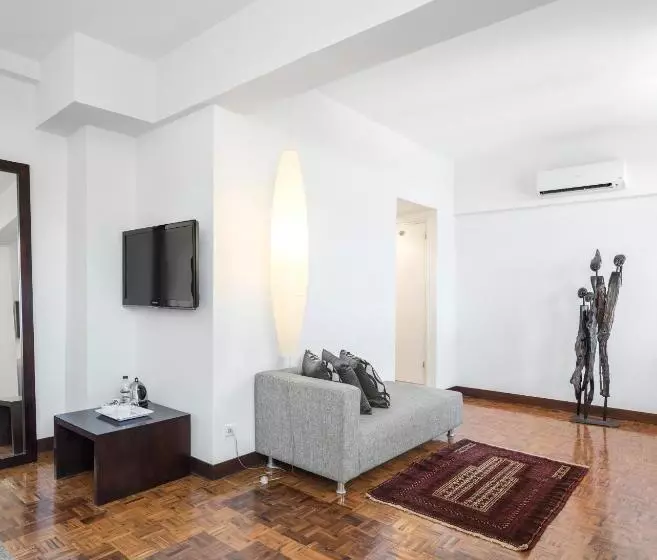 Suite, Tivoli Beira