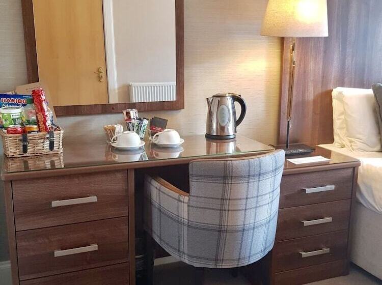 스탠다드 룸, 28 York Place