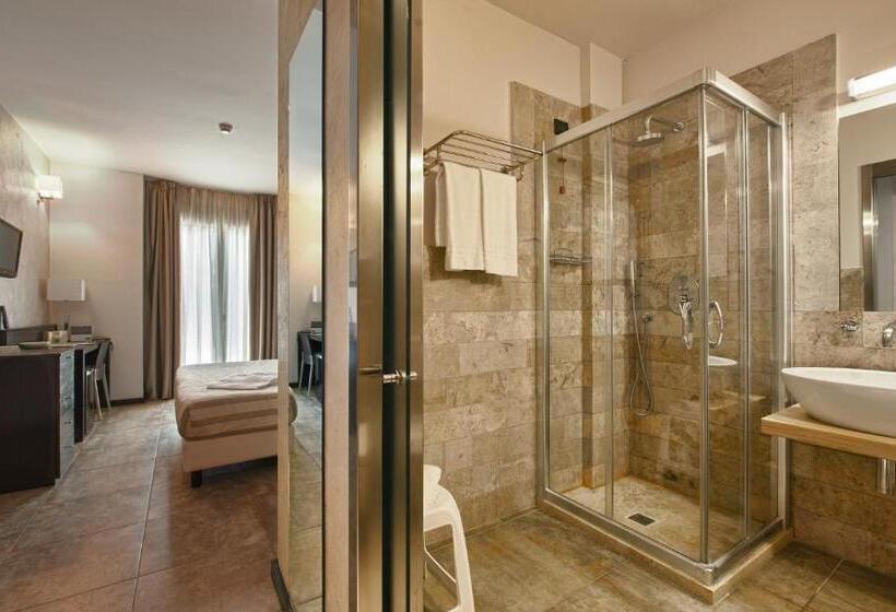 Standart Oda, Basiliani   Cdshotels