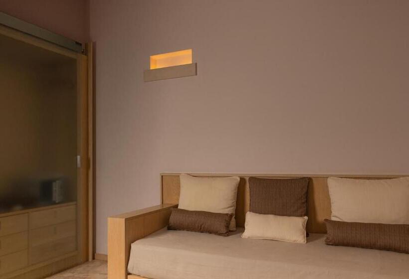 자쿠지 스위트, Basiliani   Cdshotels