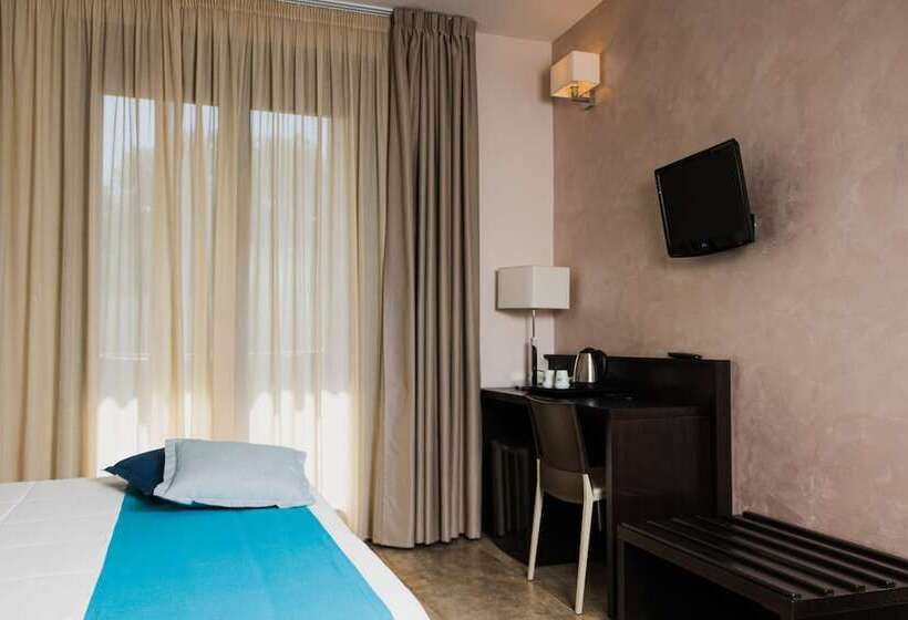 Standart Oda, Basiliani   Cdshotels